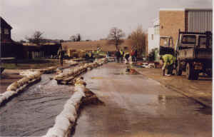 claggyCT.JPG (182109 bytes)